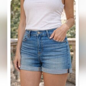 Kancan Denim Shorts Size 9/28 Medium Wash Cuffed Stretch Jean Shorts